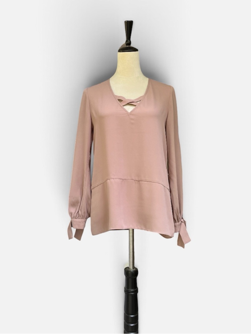 CROSBY by Mollie Burch Crisscross Neck Long Sleeve Blouse in Mauve Pink Size XS